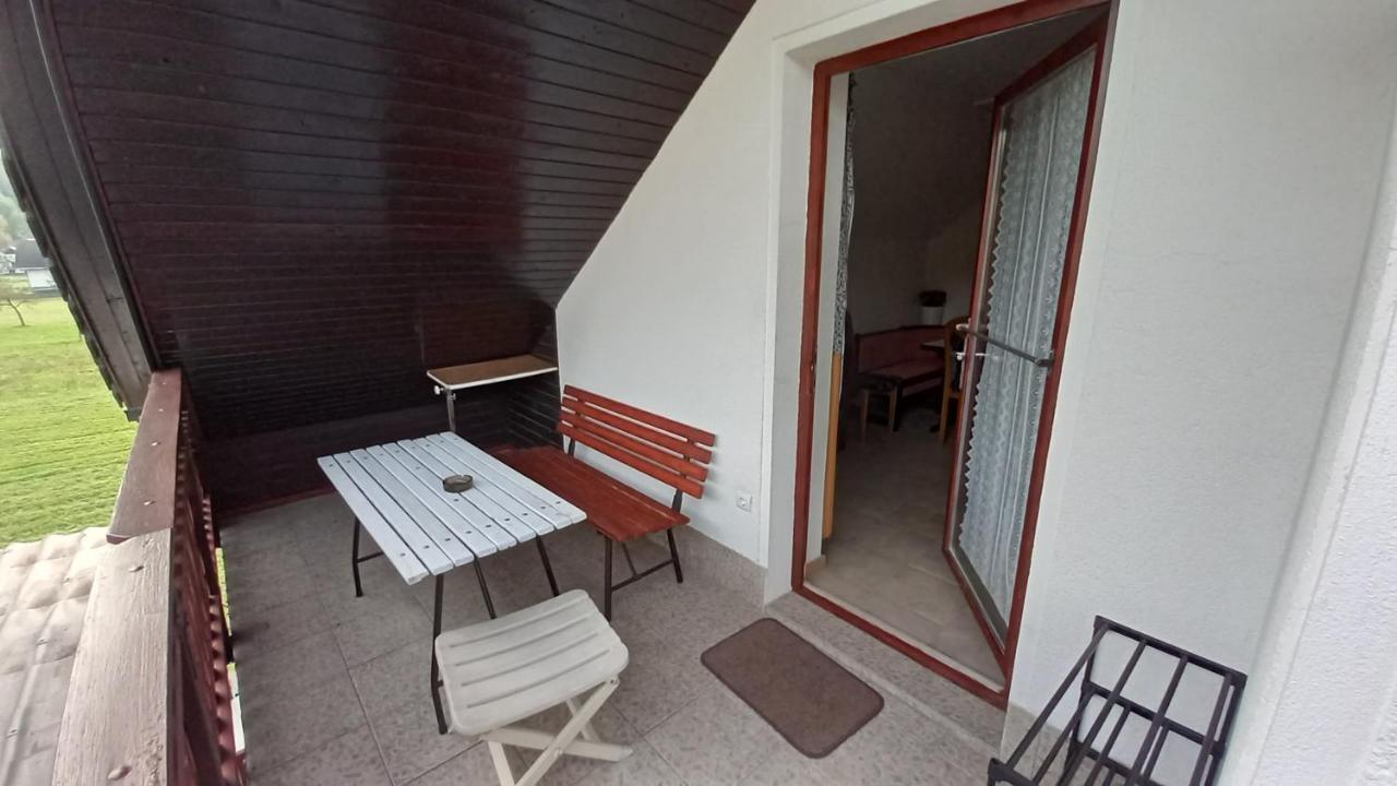 Draga - 2 Bedroom Apartment Tržič エクステリア 写真