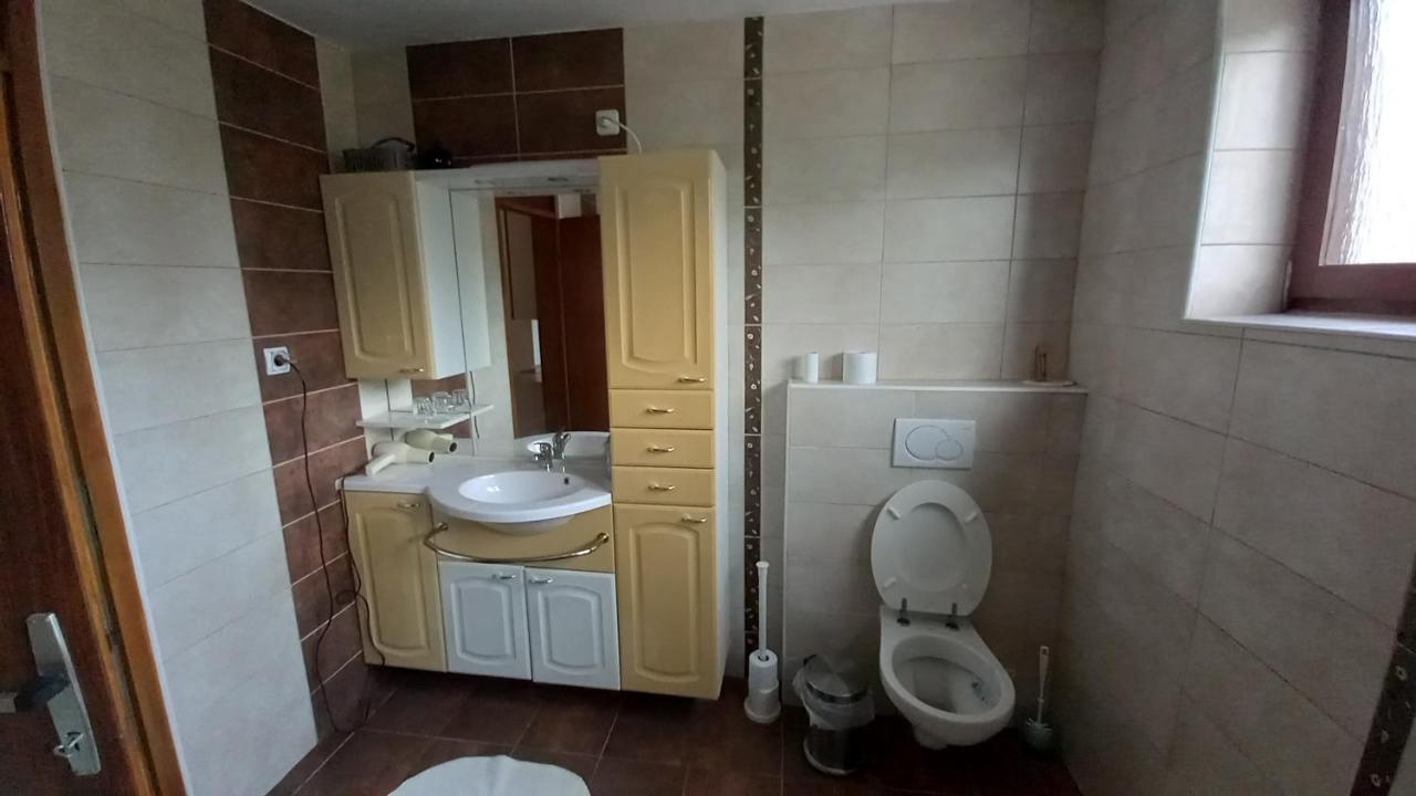 Draga - 2 Bedroom Apartment Tržič エクステリア 写真