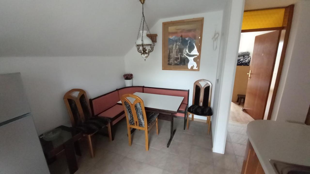 Draga - 2 Bedroom Apartment Tržič エクステリア 写真